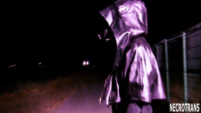 Авторский панорамный полнолицевой респиратор Ш-3Р с черной тонировкой + черный кожаный костюм смотреть онлайн