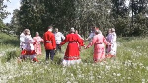 "Творческая онлайн мастерская" "Троица дома" Традиции обычаи и обряды Святой Троици. Исайкинский ДН