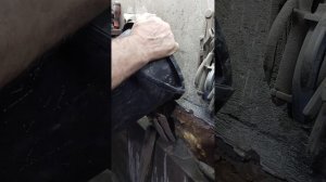 Ремонт стены из бутово-глиняной кладки.