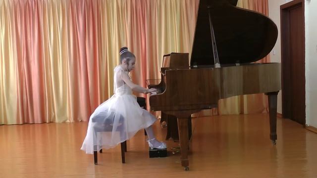 Гарденина Светлана г.Апатиты – К.Ф.Э.Бах Полонез соль-минор смотреть онлайн