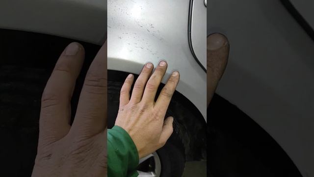 ?Продолжаем осматривать 22-х летний Passat B5 2001 года снаружи ?