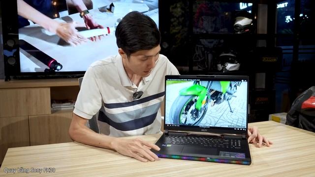 Trên tay MSI Raider GE78 HX (2023) смотреть онлайн