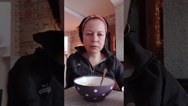 МУКБАНГ/ Спагетти ? не оттянешь за уши?Всех мужчин с 23 февраля ? Не муж, а ЧУДО в ПЕРЬЯХ ??? смотреть онлайн