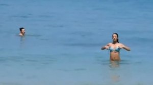 Очень красивые девушки на пляже