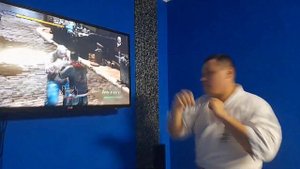 Тренировки каратэ дома. x box 360 Fighter Uncaged kinect. Поиграли и размялись???