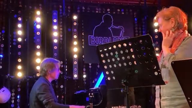 "Whatever Lola wants" by Adler /Ross смотреть онлайн