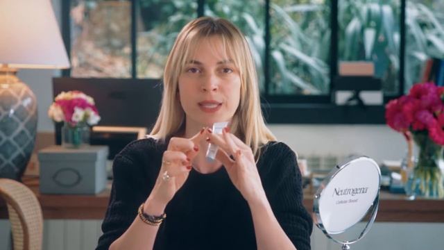 Neutrogena'nın göz çevresi bakım kremi Cellular Boost'u inceledik! смотреть онлайн