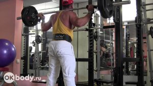 Как накачать ноги. Приседания со штангой