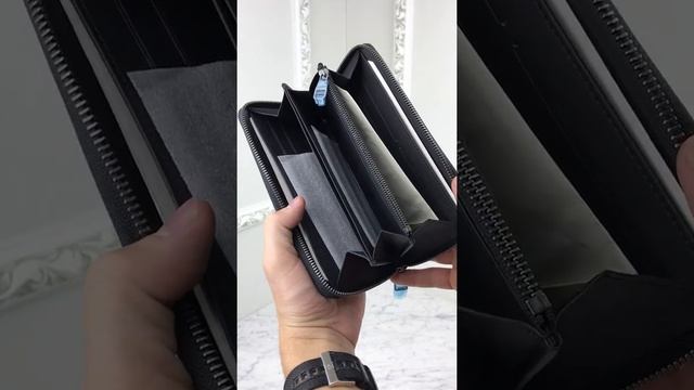 Портмоне Louis Vuitton. AX0341 смотреть онлайн