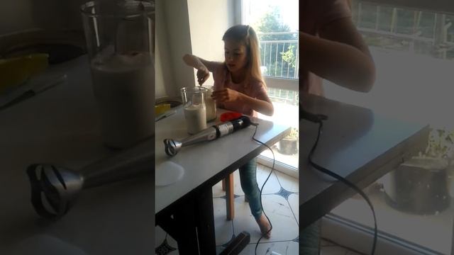 МИЛКШЕЙК готовим дома смотреть онлайн