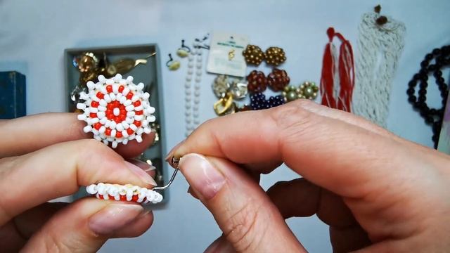 83. Окончание распаковки посылки с винтажной бижутерией