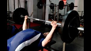 о многоповторном жиме лежа. как жать много?