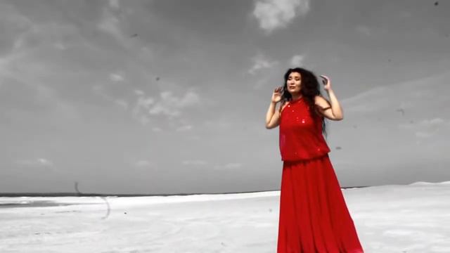 ZOYA BURTELOVA — НЕ ОТПУСКАЙ (клип) смотреть онлайн