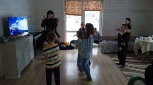 Уэнсдей танец с вещью