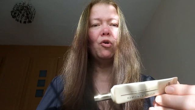 Eucerin Motown Eucerin Hyaluron-Filler + Elasticity Eye Cream SPF20 review смотреть онлайн