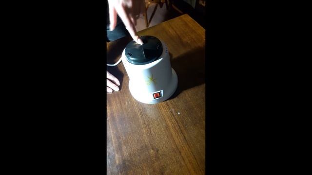 Кварцевый стерилизатор для маникюрных инструментов. Шариковый стерилизатор. смотреть онлайн