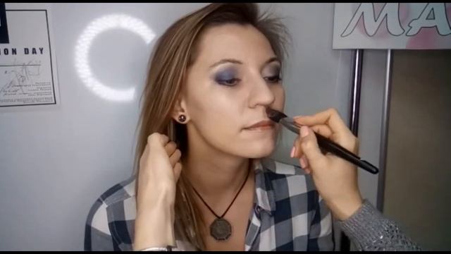 Макияж Смоки-Айс в синих тонах/ Новогодний макияж / Мэри Кэй / Mary Kay смотреть онлайн