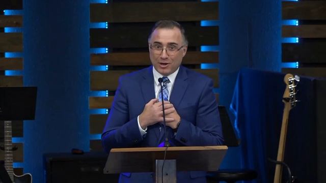 О дефиците веры и служителях в Церкви | Константин Лиховодов смотреть онлайн