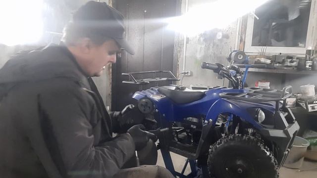 замена сцепления на квадроцикле часть 1 смотреть онлайн
