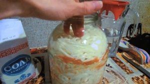Как Квасить Капусту в Банке / Самый Простой рецепт хрустящей капусты