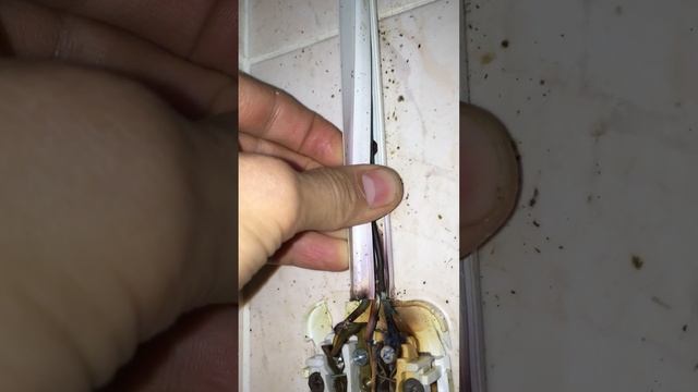 Кабель-канал вверх тормашками. смотреть онлайн