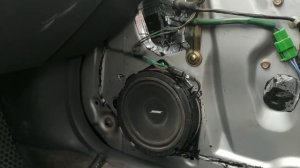 Замена штатных динамиков в Subaru Legacy BH5 на DL Audio Gryphon Pro 165