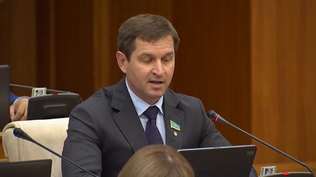 Ак жол: власти Алматы оставили в правилах лазейку для строительства небоскрёбов смотреть онлайн