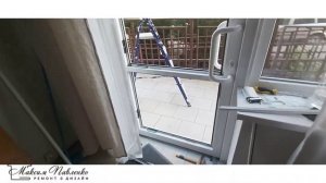 Регулировка пластиковой двери.  #ПолезныеСоветы