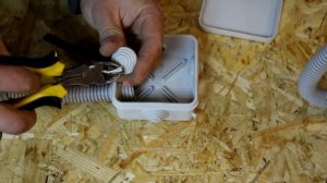 Монтаж влагозащищенной распределительной коробки. Допускаемые ошибки.