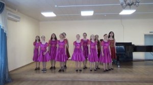 Образцовый вокальный ансамбль "Огонёк",  «Девичья лирическая», В. Ребиков Зарумянилась вишня и слив