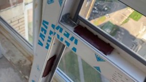 Отличие качественного пластикового окна от некачественного .Veka vs Rehau(COPY).