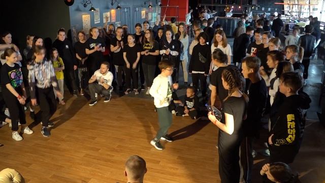 STAY TRUE VOL.3 |juniors 1\2| ФлоуСкраш VS Ломков Алексей смотреть онлайн