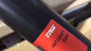 Обзор на амортизатор подвески газовый #TRW JGT228T.