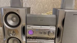 Музыкальный центр SONY MHC-WZ80D.