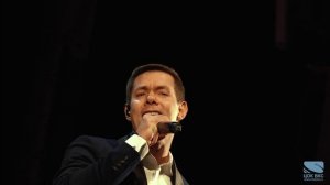 Стас Пьеха - «Не вставай на колени»