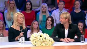 Яна Рудковская на выпускном