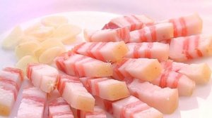 САЛО ПОЛЬЗА И ВРЕД | Чем опасно сало? сало польза для желудка? сало польза для печени?