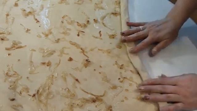 "Лаззат" очень вкусные рулетики.