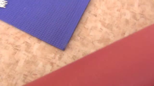 Видеообзор ковриков для йоги и фитнеса Ришикеш и Кайлаш от фирмы Бодхи смотреть онлайн