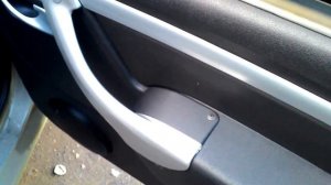 Ручки задних дверей на Лада Ларгус.Часть 2.Дешевый саморез.