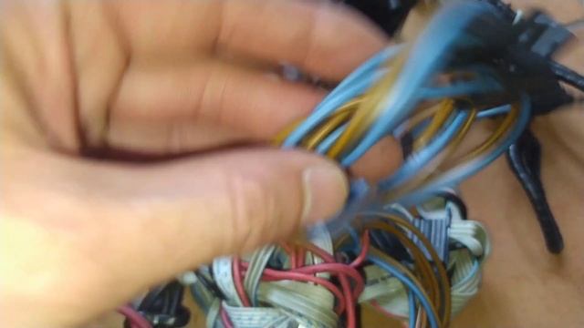 Разборка телевизора THOMSON 29DX172 Цветные металлы и радиодетали из старой техники.