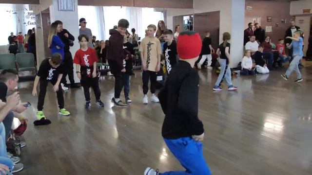 отбор до 13 bboy Black Andrew vs Арсений - "ALL OPTION" break dance battle смотреть онлайн