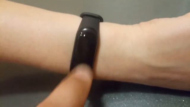 Глючный сенсор на Miband 3