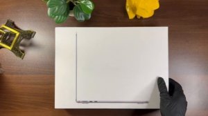 MacBook Air M2 unboxing (Space Gray) - ASMR