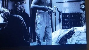 Ален Делон тоже делает такие упражнения?