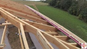 Монтаж стропильной системы на четырехскатной кровле