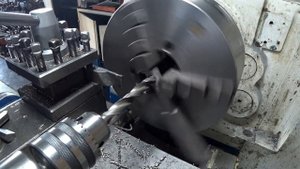 Расточная державка из сломанного резца