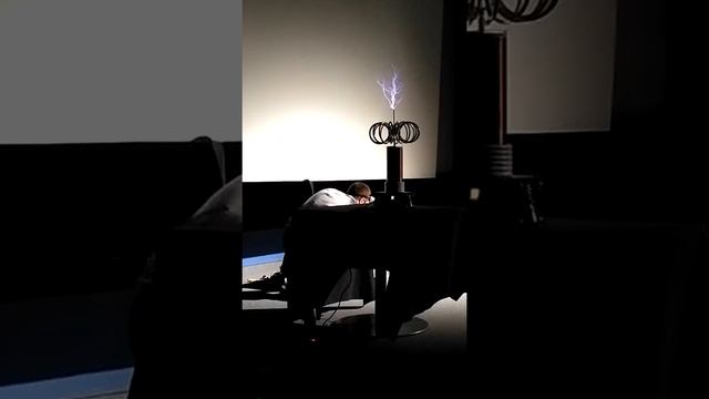 Тесла-шоу евгенийшуклин.рф смотреть онлайн