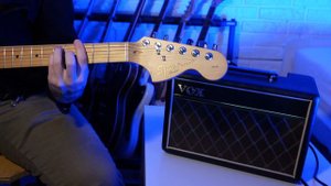 Is Vox Pathfinder 10 Combo Worth It? Review & Sound Demo - Best Cheap Practice Amp