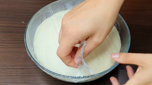 НЕ ЗРЯ ИХ ОБОЖАЮТ МИЛЛИОНЫ!!! ТЕСТО ПРОСТО КАК ПУХ!!! ВОТ КАК НАДО ГОТОВИТЬ САМЫЕ ВКУСНЫЕ ПИРОЖКИ!! смотреть онлайн